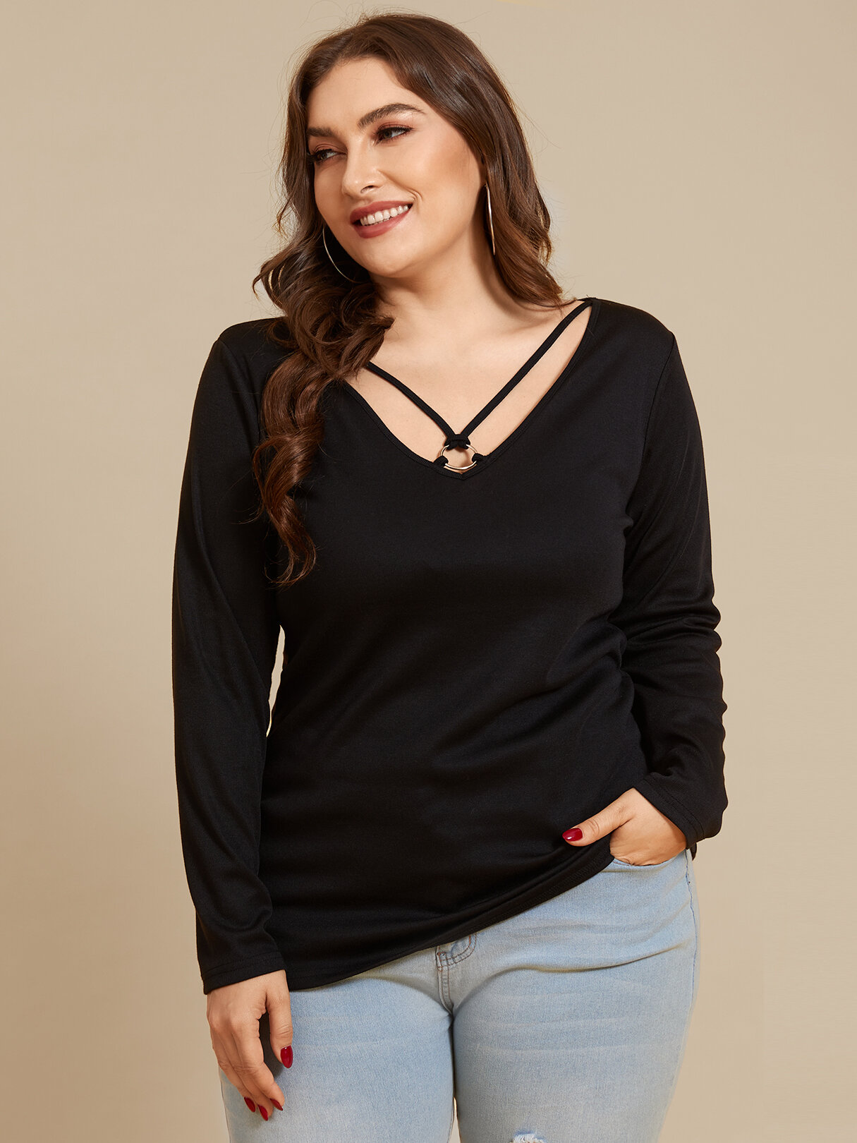 

YOINS Plus Size Round Neck Criss-Cross Long Sleeves Tee
