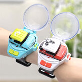 4DRC ÚJ C17 Mini Watch RC vezérlő autó Forró Eladás Gyermekek Aranyos Kedves Karikatúra Elektromos Autó Kis Szivárványos Lámpával Játék Ajándék