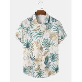Camisas de manga curta com estampa de plantas tropicais e botões para férias