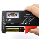 Testeur de batterie BT-168 pour batteries AA / AAA / C / D / 9V / 1,5V. Compteur universel de cellules de batterie bouton avec indication codée en couleurs