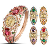 Reloj de pulsera para damas en estilo retro con diamantes y flores