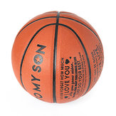 O basquete antiderrapante no. 7 toma sol o equipamento de esporte ao ar livre da bola