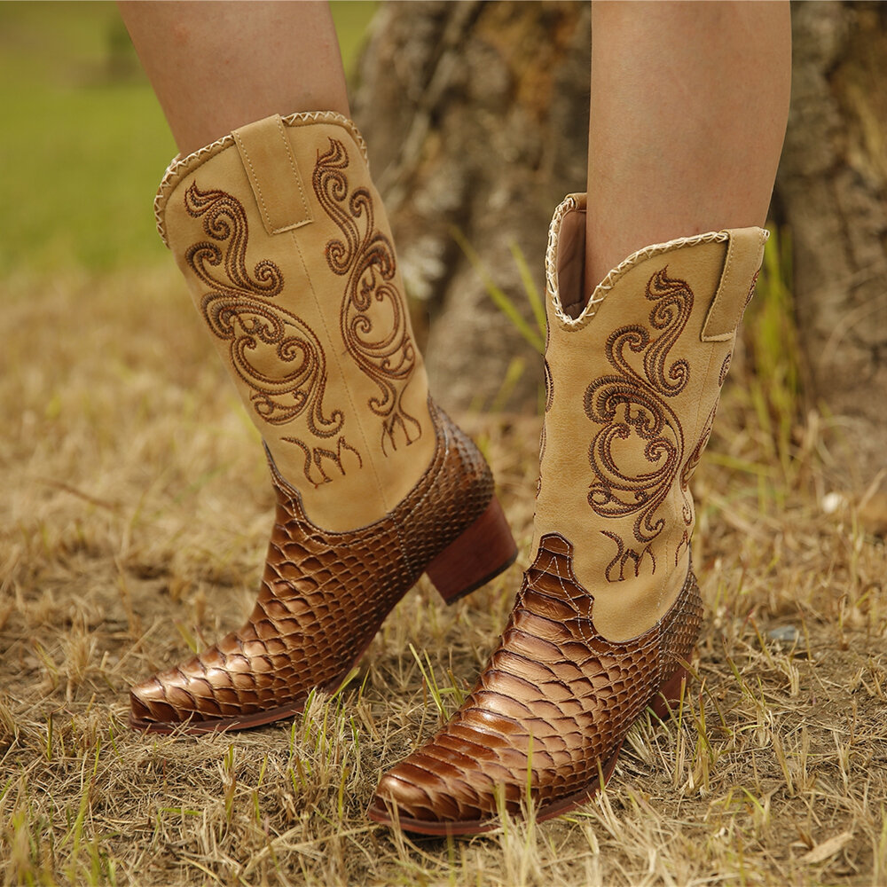 Plus Size Women Embroidered Splicing Chunky Heel Mid Calf Cowboy Boots