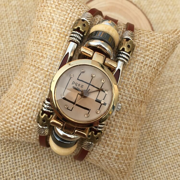 B15 Fashion Rhinestone Stainless Steel Buckle Leather Strap Couple Quartz Watch Bracelet Watch