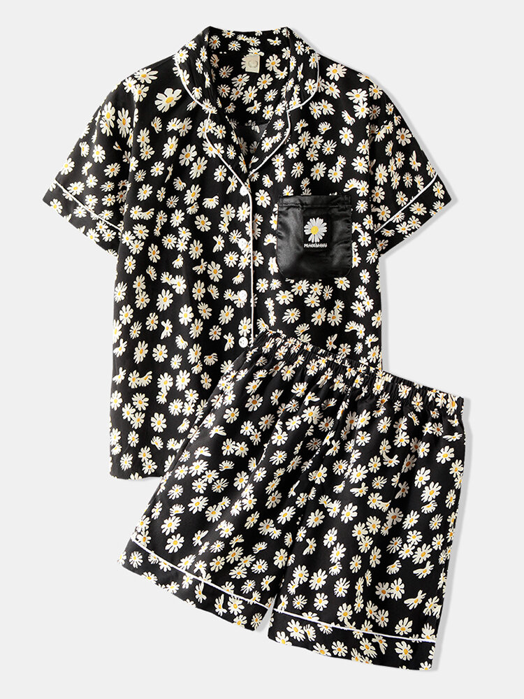 

Daisy Print Revere Collar Short Sleeve Pocket Loose Pajama Set For Women