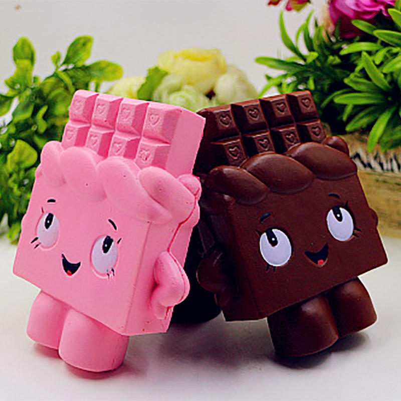 PU-simulatie van chocolade Menselijk speelgoed Squishy - Overdrukhulpspeelgoed Willekeurige kleur