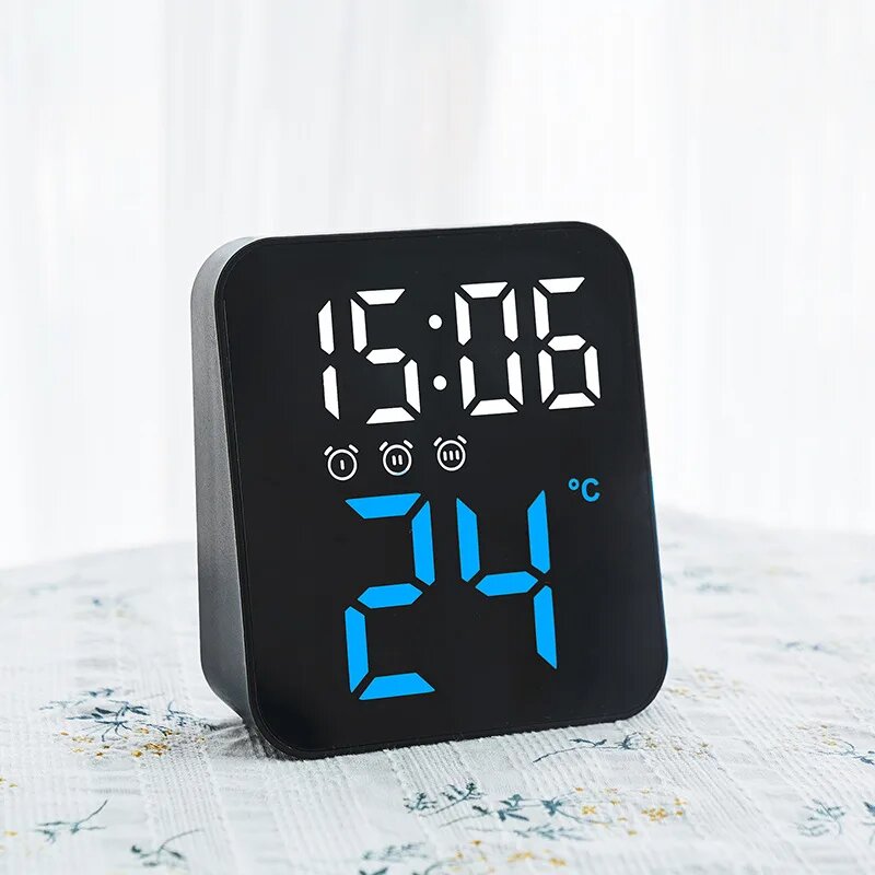 

Voice Control Alarm Clock Temperature LED Digital Clocks Night Mode 12/24H Anti-disturb Funtion Electronic Alarm Clock