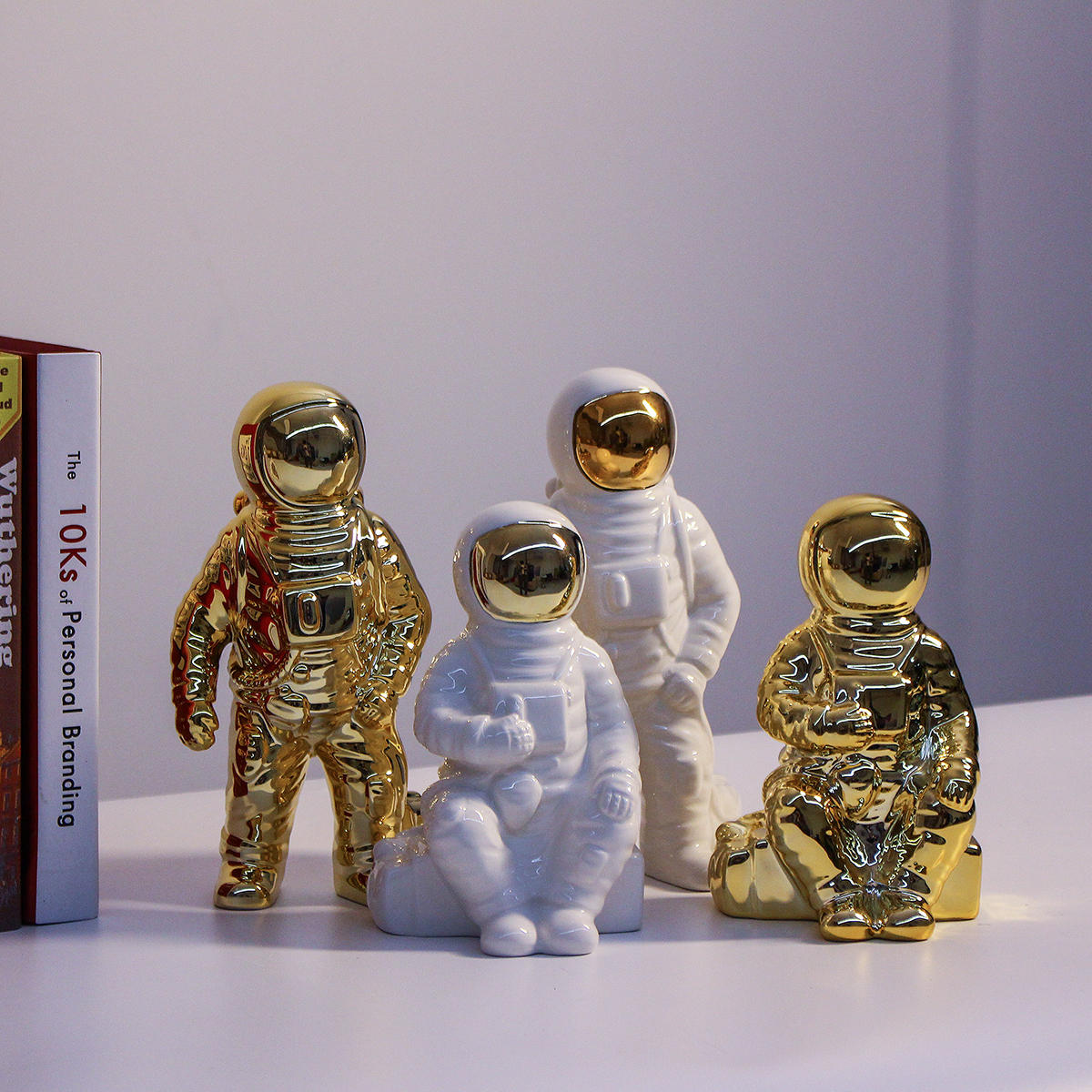Ceramic Space Man Sculpture Astronaut Cosmonaut Vaas Ornament Standbeeld Geldpot