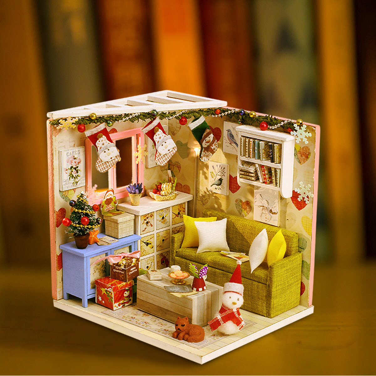 Iiecreate DIY Doll House House Handmade Assembled Educational Toy Art House Christmas Gift Creative 