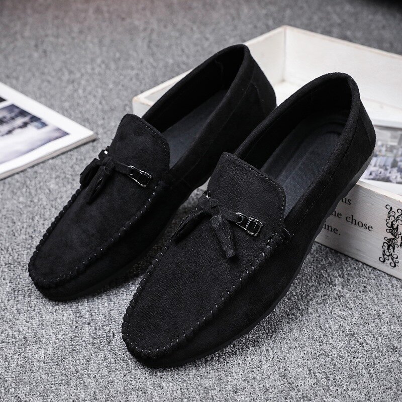 Men Tassel Decor Comfy Synthetic Suede Slip-on Casual Loafers