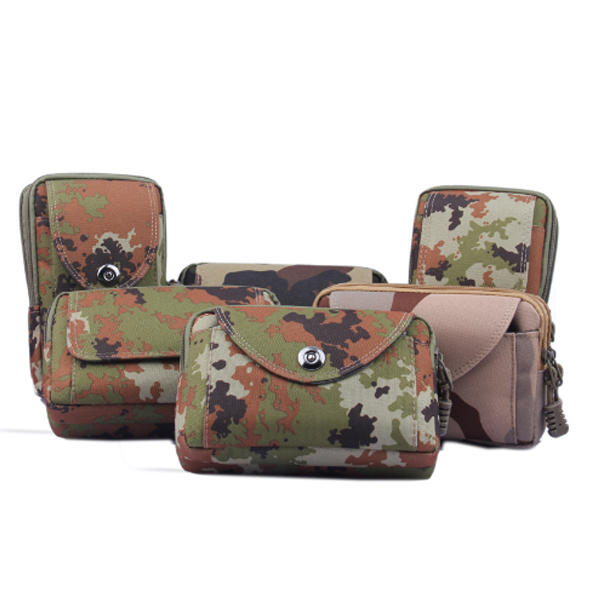 Tactische tas voor koppels in camouflage met telefoonzak, ideaal voor kamperen, wandelen en jagen.