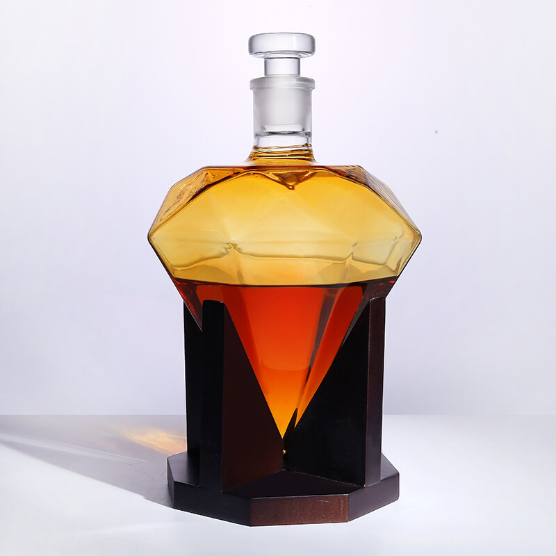 

850ml Whiskey Decanter Glass Diamond Wine Bottle With Wooden Holder Airtight Stopper Suitable For All Kinds of Alcohol G