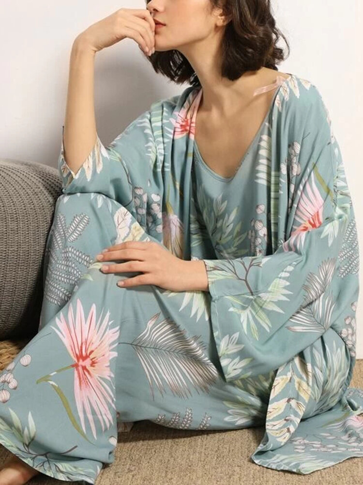

Women Leaves Print Sling Wide Leg Pants Home Cozy Pajamas With Open Front Robe