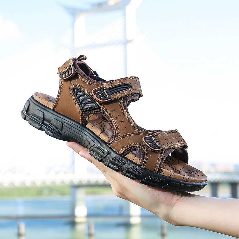 Men Outdoor Hand Stitching Cowhide Leather Comfy Non Slip Beach Sandals