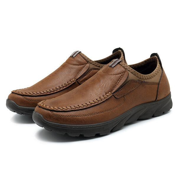 Męskie skórzane buty Szycie ręczne Wsuwane przeciwpoślizgowe Soft Oddychające mokasyny Obuwie codzienne