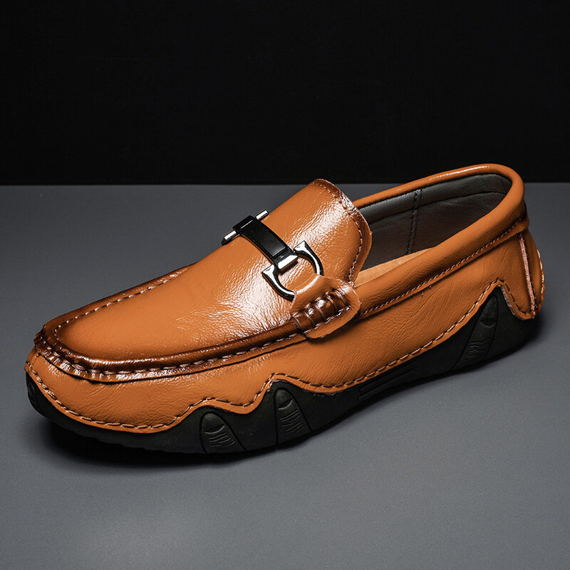 Men Retro Microfiber Leather Slip On Round Toed Driving Loafers Shoes