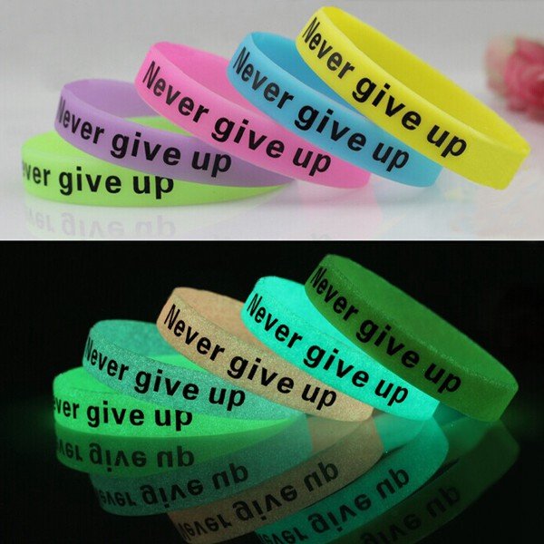 Multicolor lichtgevend geef nooit siliconen armband wristband unisex